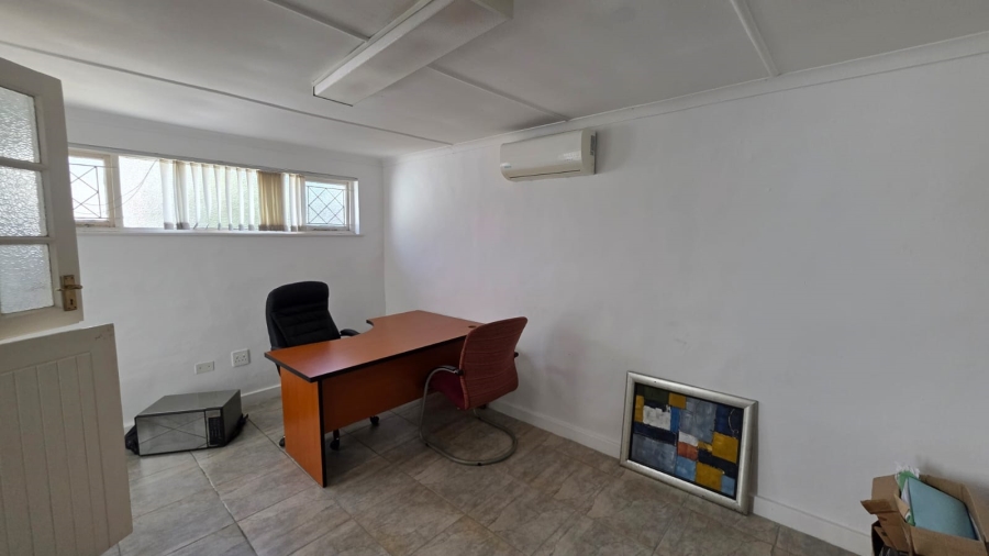 To Let commercial Property for Rent in Selborne Eastern Cape